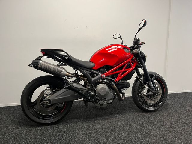 ducati - monster-696