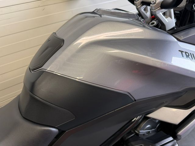 triumph - tiger-660