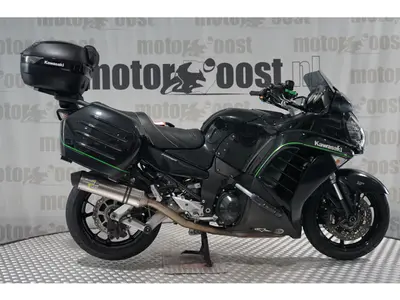 KAWASAKI GTR 1400 – foto 2