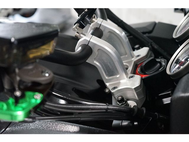 kawasaki - gtr-1400
