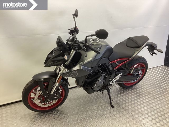suzuki - gsx-8s