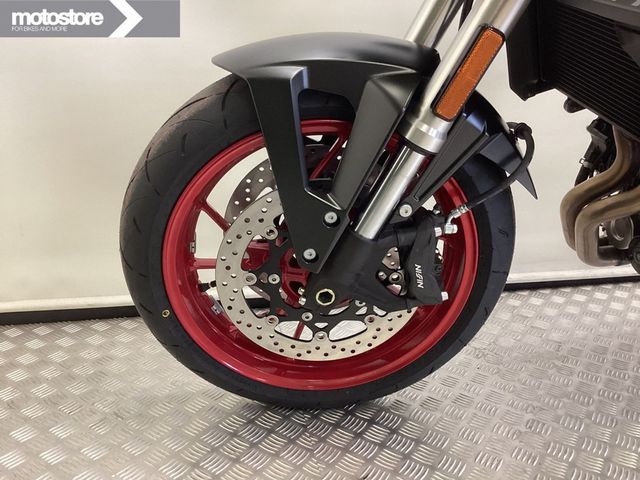 suzuki - gsx-8s