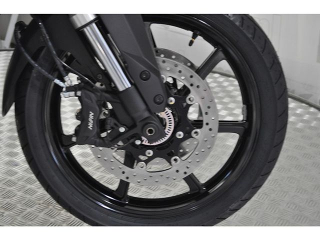 suzuki - v-strom-800
