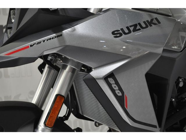 suzuki - v-strom-800
