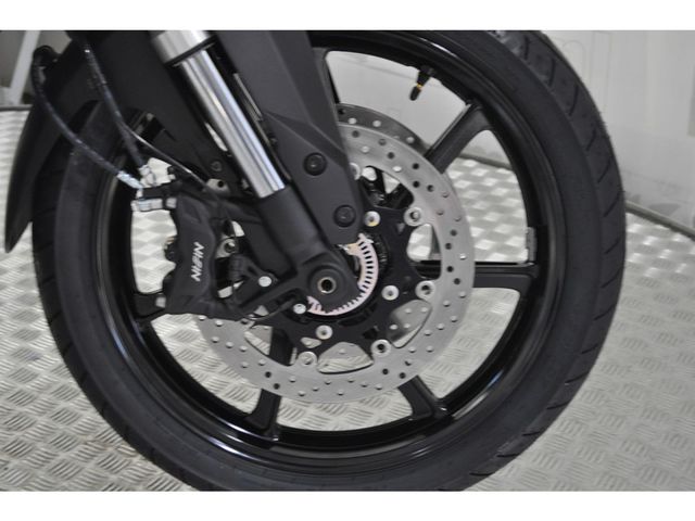 suzuki - v-strom-800