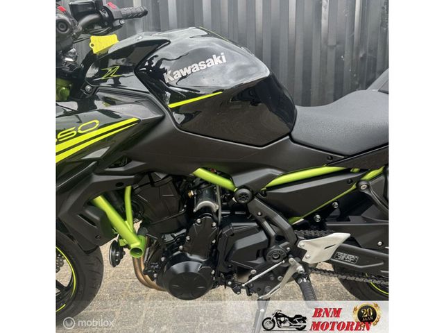 kawasaki - z650