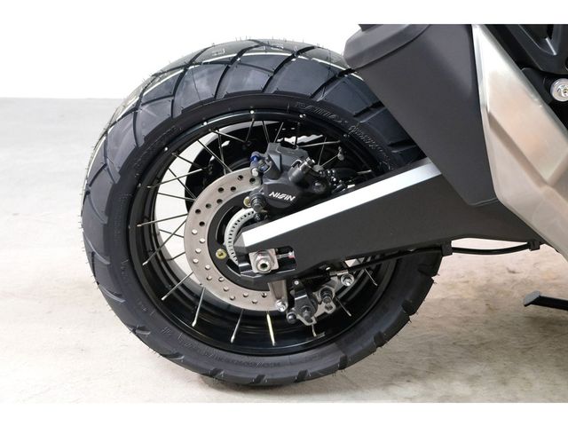 honda - x-adv