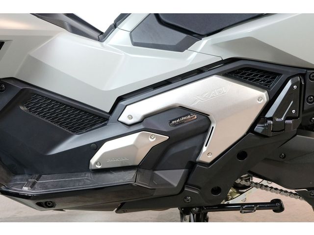 honda - x-adv