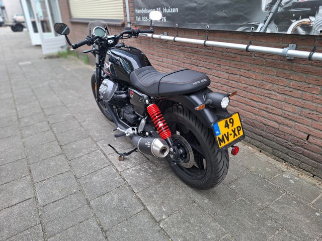 moto-guzzi - v-7-special-850