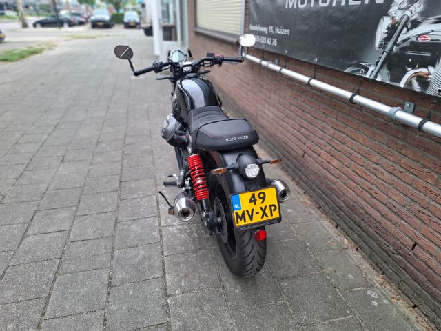 moto-guzzi - v-7-special-850