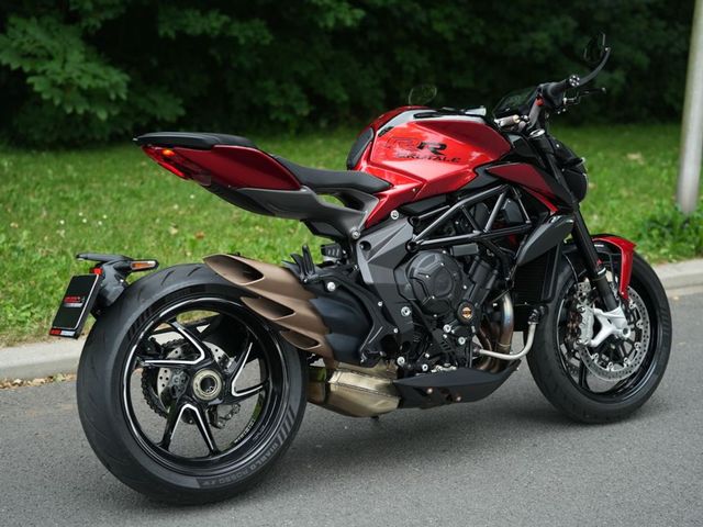 mv-agusta - brutale-800-rr