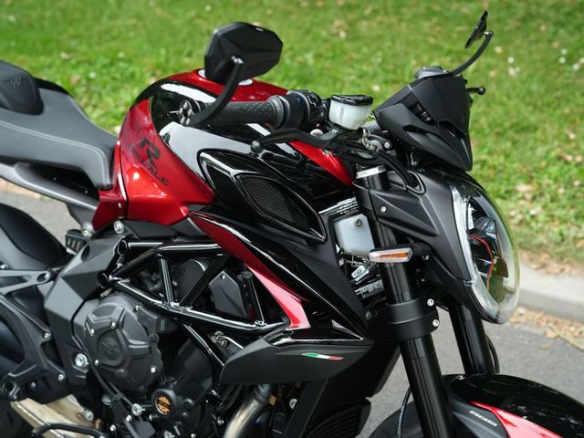 mv-agusta - brutale-800-rr