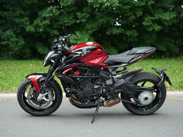 mv-agusta - brutale-800-rr