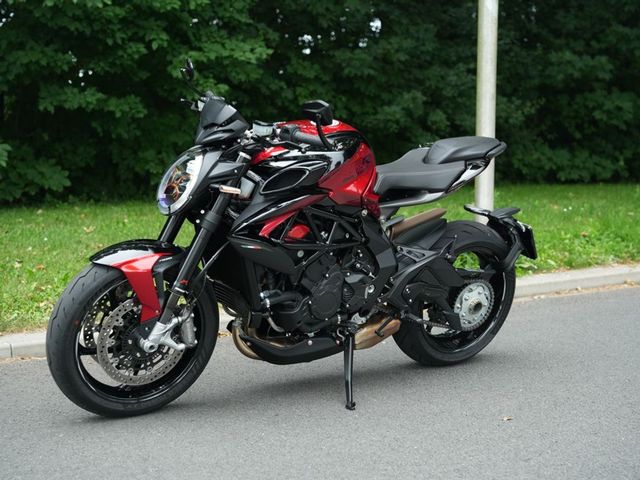 mv-agusta - brutale-800-rr