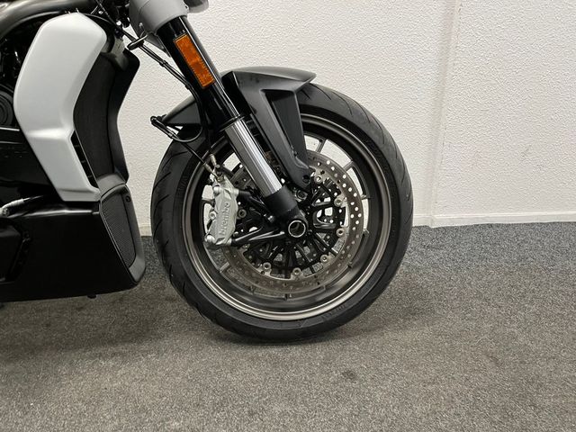 ducati - xdiavel
