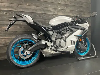 CFMOTO 675 SR-R – foto 2