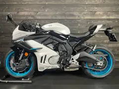 Cfmoto 675SR-R Nebula White 2026 nieuw – foto 7 van 15