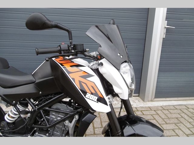 ktm - 200-duke