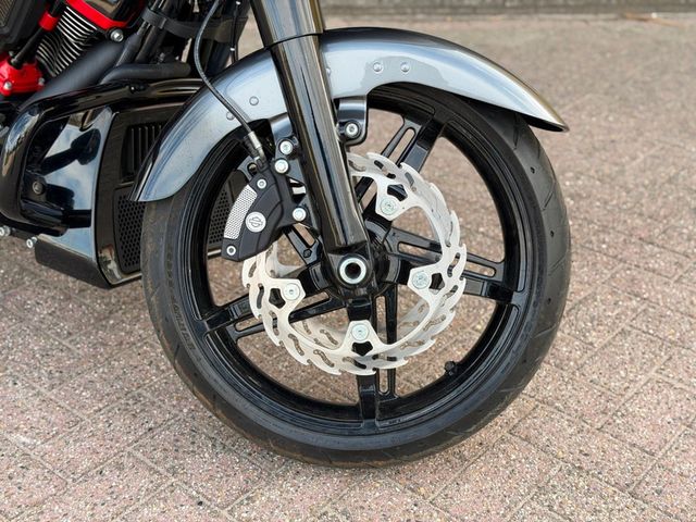 harley-davidson - road-glide-custom-fltrx