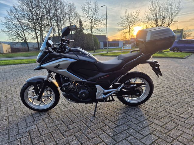 honda - nc-750-x-dct