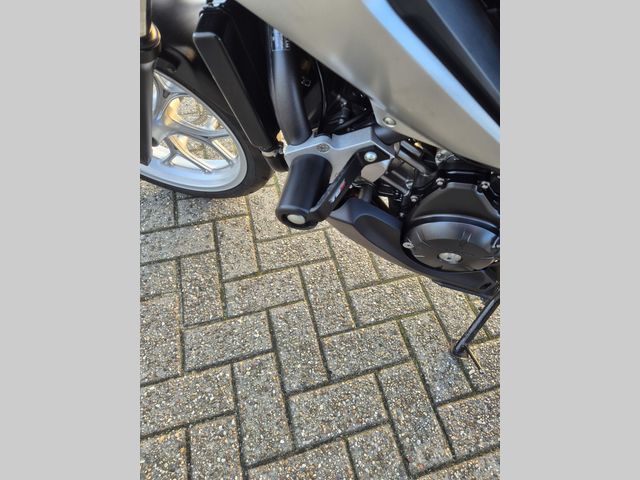 honda - nc-750-x-dct