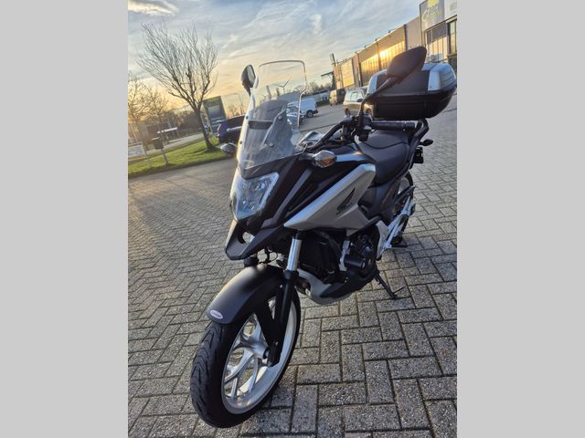 honda - nc-750-x-dct