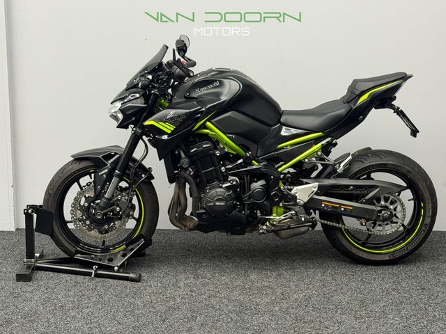 kawasaki - z900