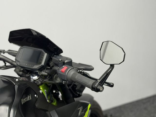 kawasaki - z900