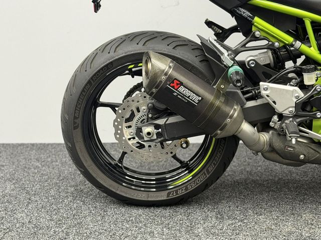 kawasaki - z900