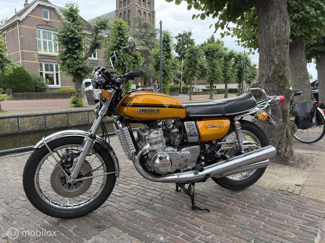 suzuki - gt-750