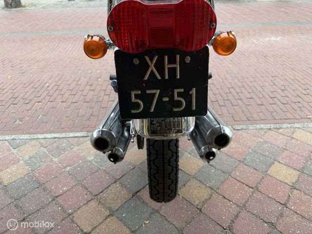 suzuki - gt-750