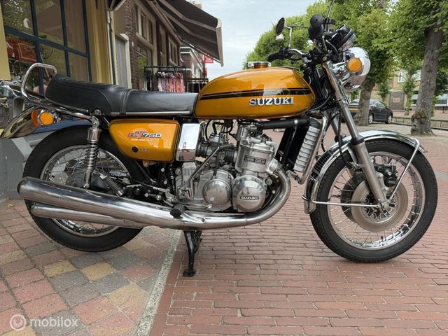 suzuki - gt-750