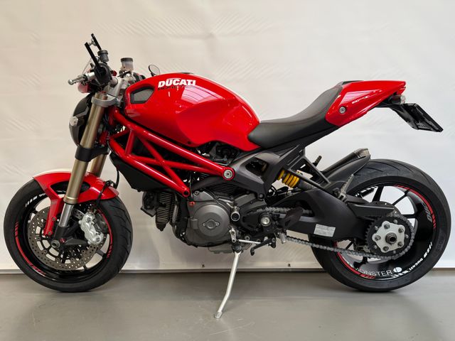 ducati - m-1100-evo