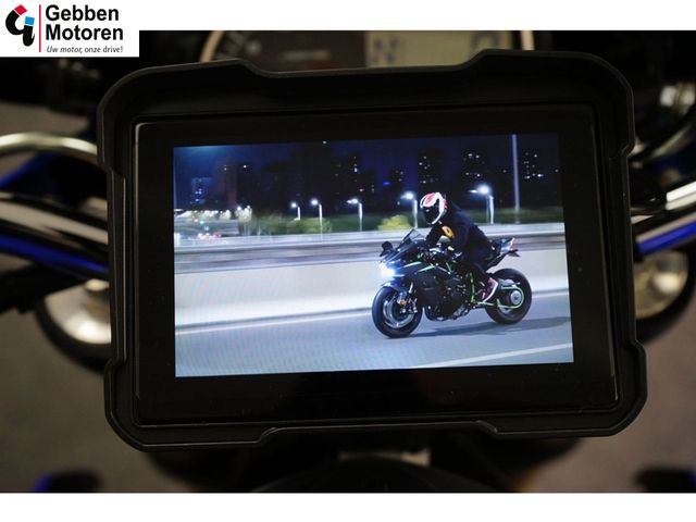 suzuki - gsr-750