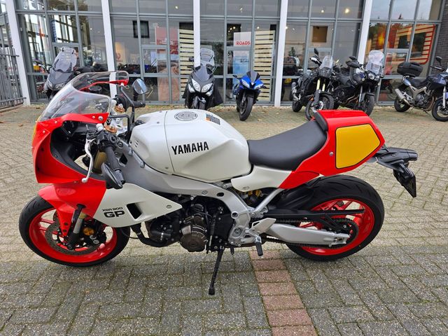yamaha - xsr-900-gp