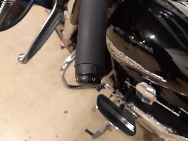 harley-davidson - street-glide-flhxi