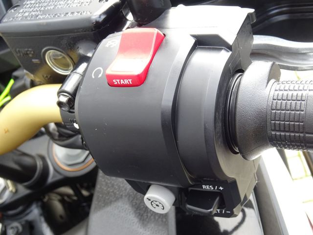 honda - crf-1100-l-africa-twin-adventure-sports