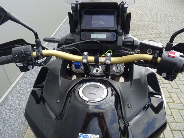 honda - crf-1100-l-africa-twin-adventure-sports