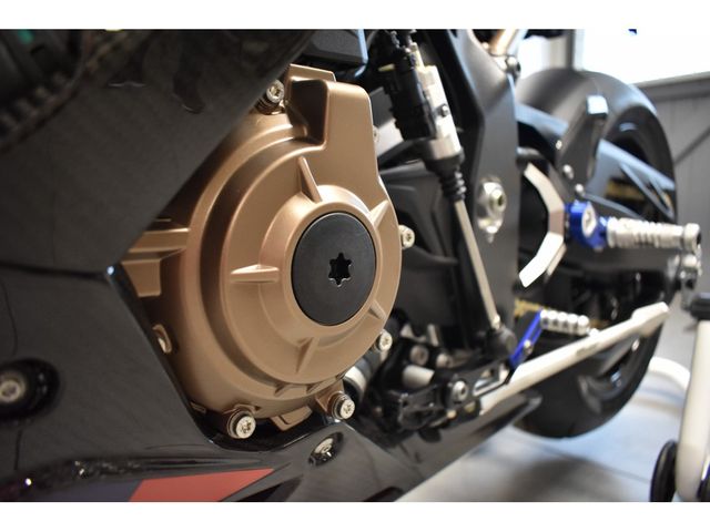 bmw - s-1000-rr