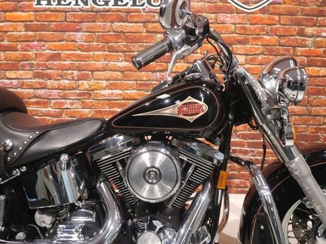harley-davidson - heritage-softail-classic-flstc