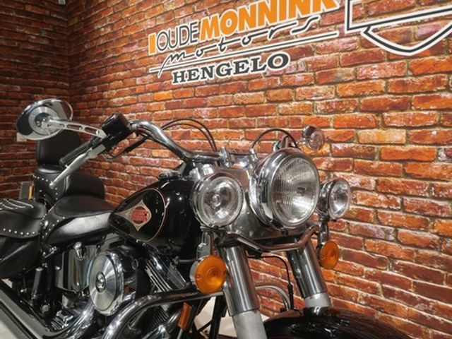 harley-davidson - heritage-softail-classic-flstc