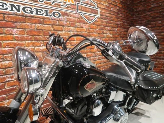 harley-davidson - heritage-softail-classic-flstc
