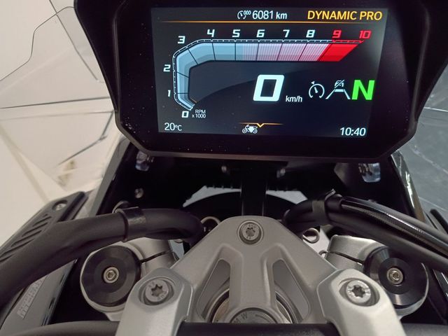 bmw - r-1300-gs-adventure