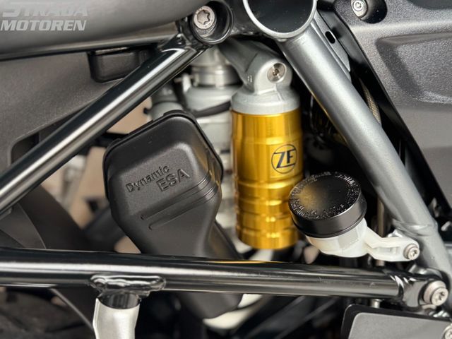 bmw - r-1250-gs-triple-black
