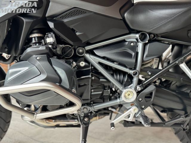 bmw - r-1250-gs-triple-black