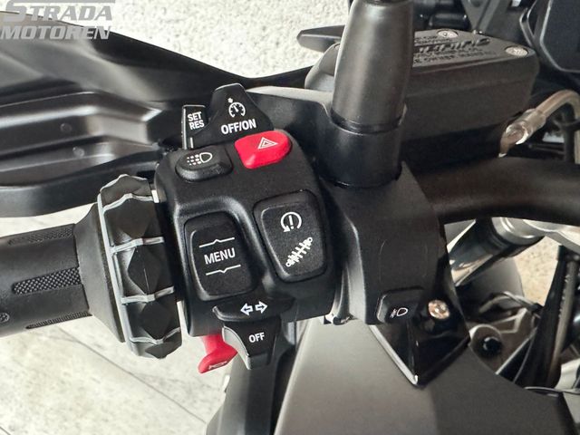 bmw - r-1250-gs-triple-black