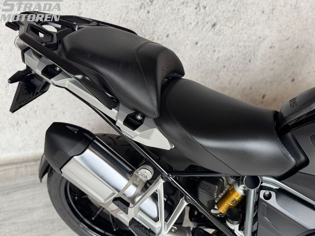 bmw - r-1250-gs-triple-black