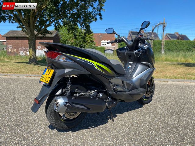 kawasaki - j-300-special-edition