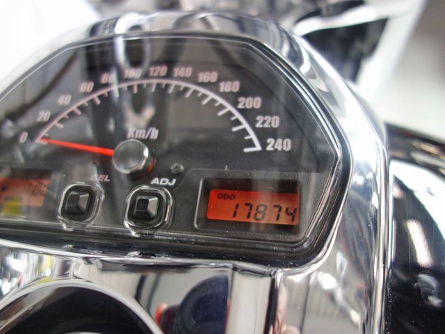 suzuki - m-1800-r-intruder