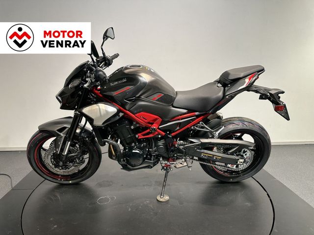 kawasaki - z900